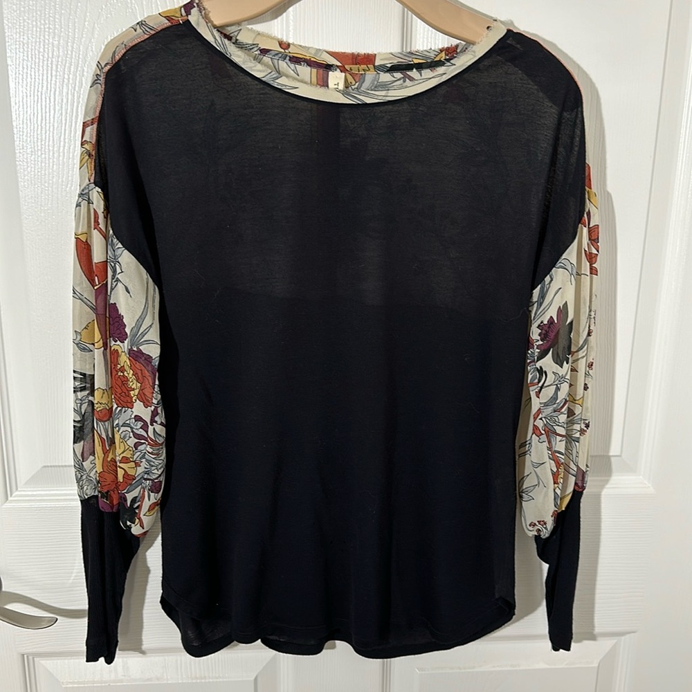 Tiny  Anthropologie S EUC